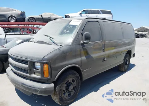 2001 Chevrolet Express из США, поврежденный, VIN 1GCHG35R311137873